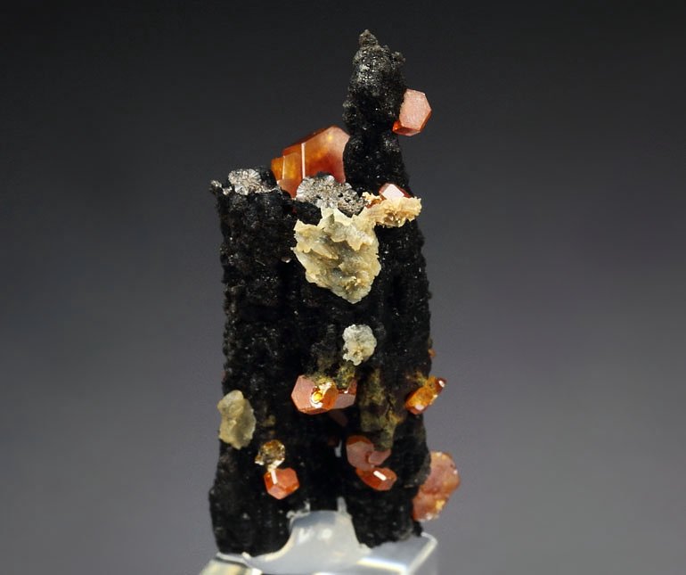 VANADINITE, GOETHITE