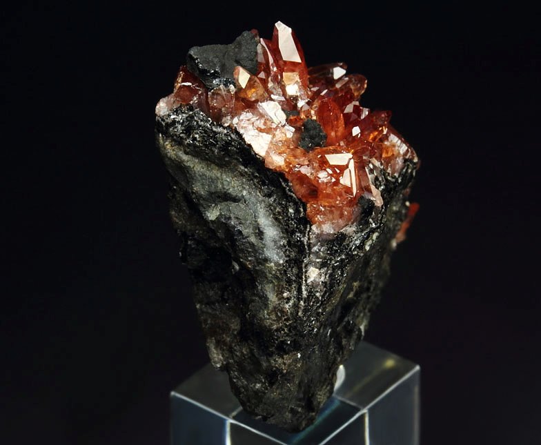 gem RHODOCHROSITE