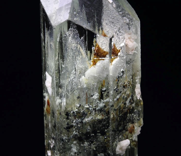 gem BERYL var. AQUAMARINE with HEMATITE inclusions