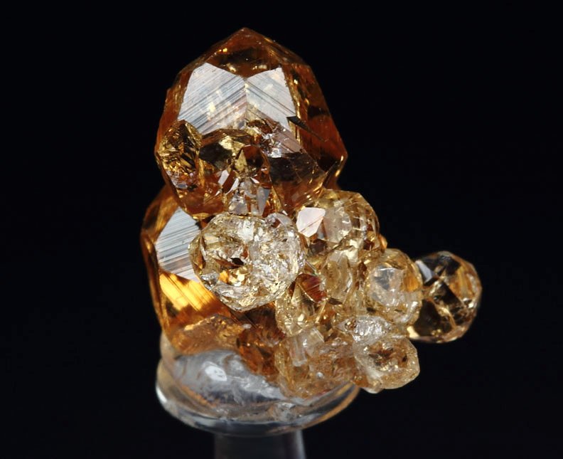 gem GARNET var. GROSSULAR