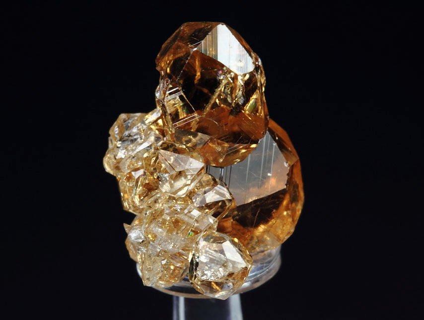 gem GARNET var. GROSSULAR