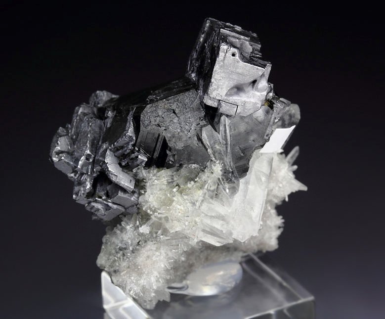 truncated SPHALERITE tetrahedron, GALENA, QUARTZ