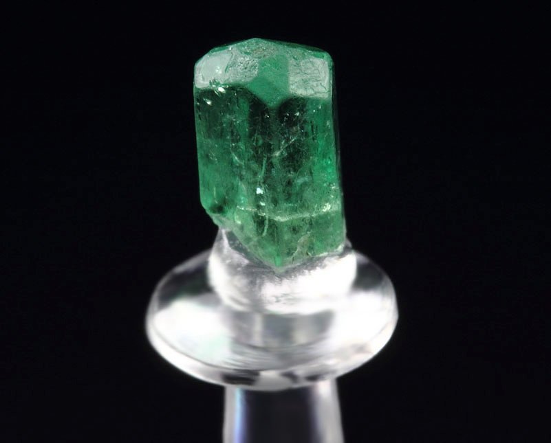 gem BERYL var. EMERALD