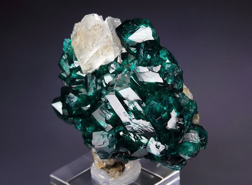 gem DIOPTASE, CALCITE