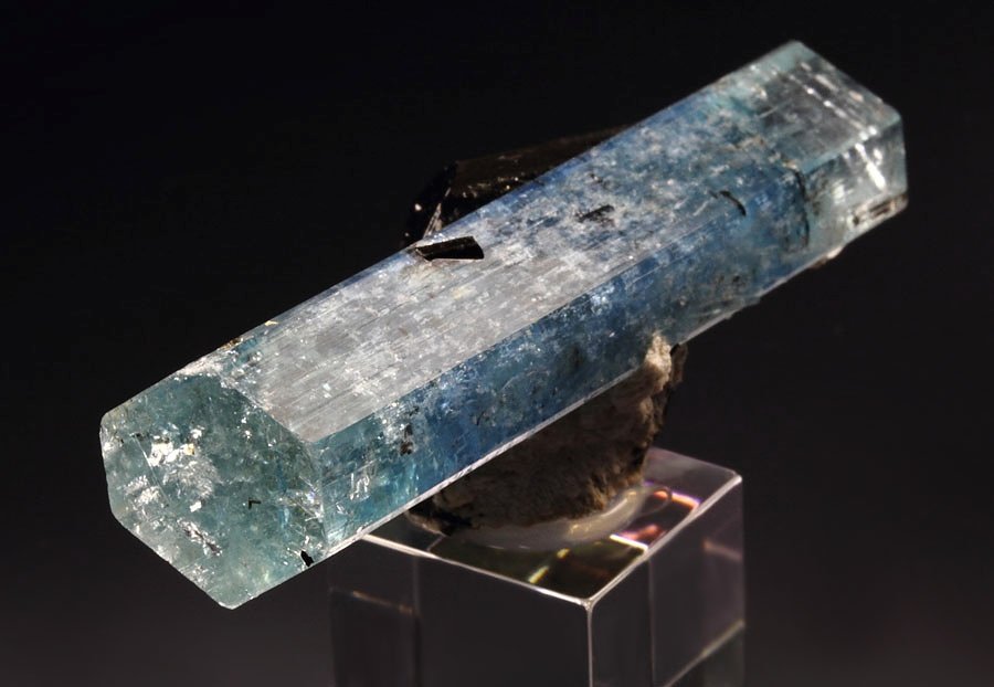 gem BERYL var. AQUAMARINE bi-terminated, TOURMALINE var. SCHORL, FELDSPAR