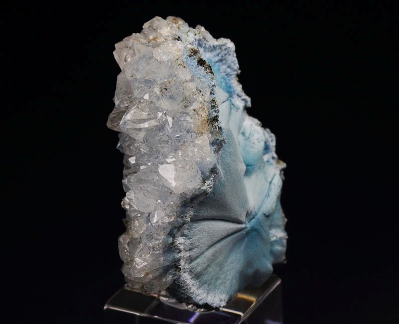 new find - SHATTUCKITE, QUARTZ