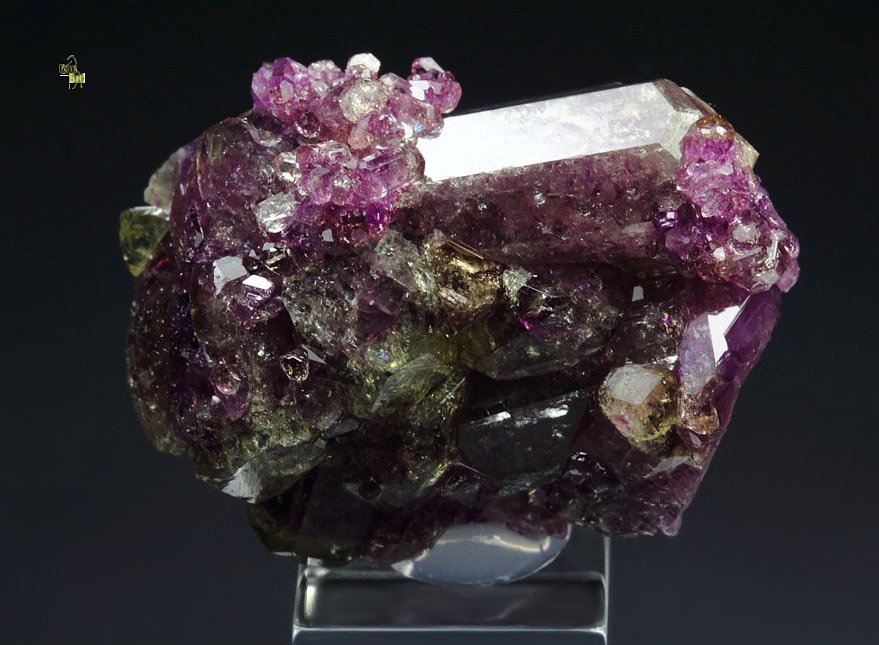 gemmy VESUVIANITE var. MANGANOAN