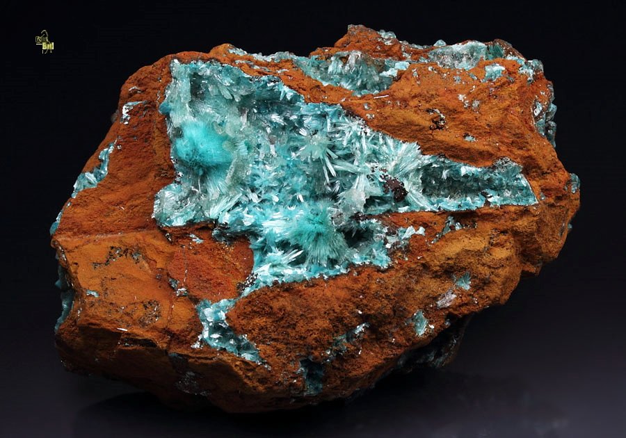 AURICHALCITE, HEMIMORPHITE