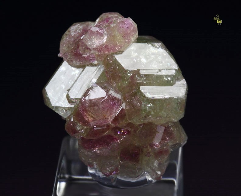 gem VESUVIANITE with RASPBERRY CAPS 