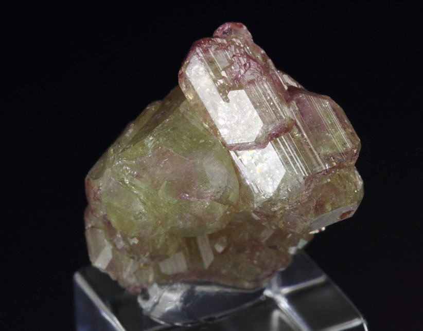 gem VESUVIANITE with RASPBERRY CAPS 