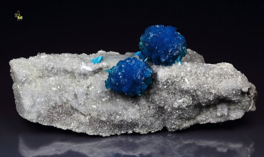 CAVANSITE, STILBITE