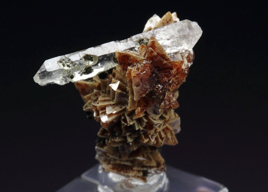 HELVINE (HELVITE), GENTHELVITE, QUARTZ