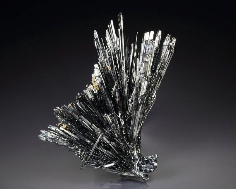 STIBNITE, SIDERITE