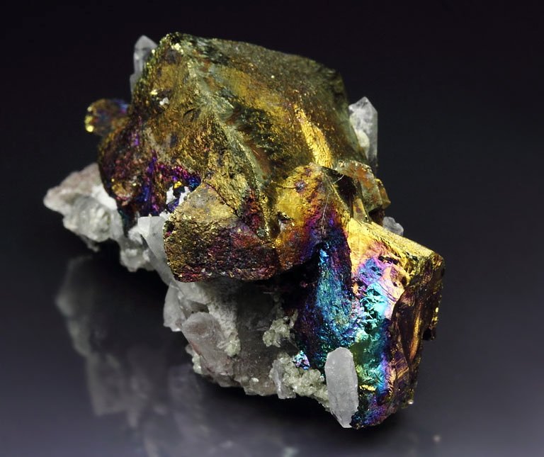 iridescent CHALCOPYRITE, QUARTZ