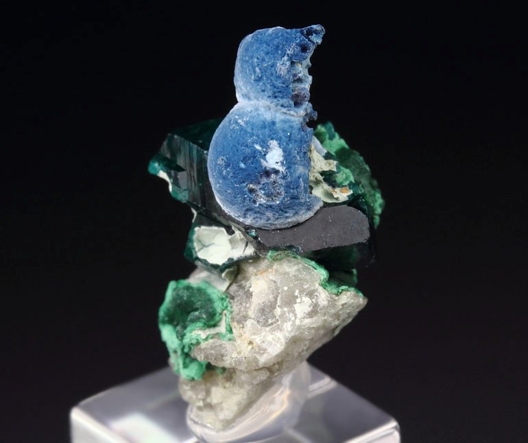 SHATTUCKITE, DIOPTASE, MALACHITE 