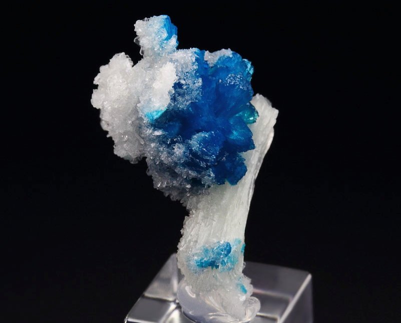 CAVANSITE, STILBITE