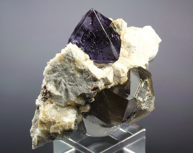 rare - FLUORITE with phantoms, QUARTZ var. SMOKY, GARNET var. SPESSARTINE, MICROCLINE