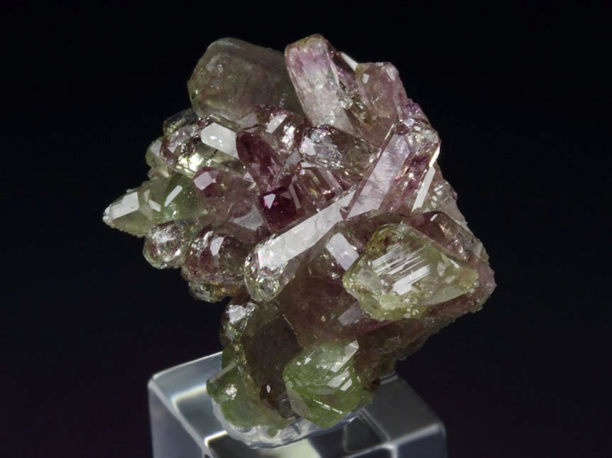 gem VESUVIANITE bi-color