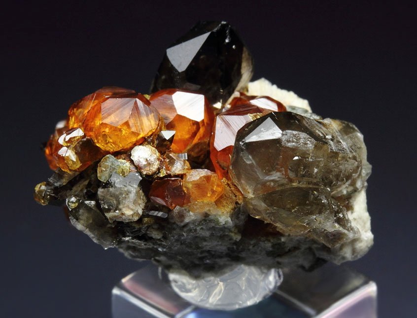 gem GARNET var. SPESSARTINE, QUARTZ var. SMOKY