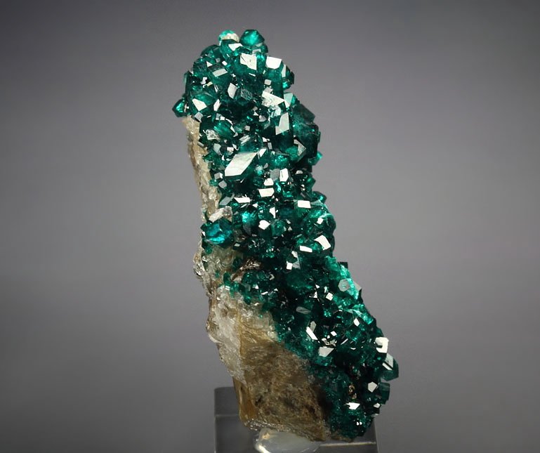 gem DIOPTASE