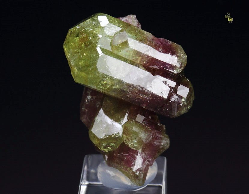 gem bi-terminated VESUVIANITE bi-color