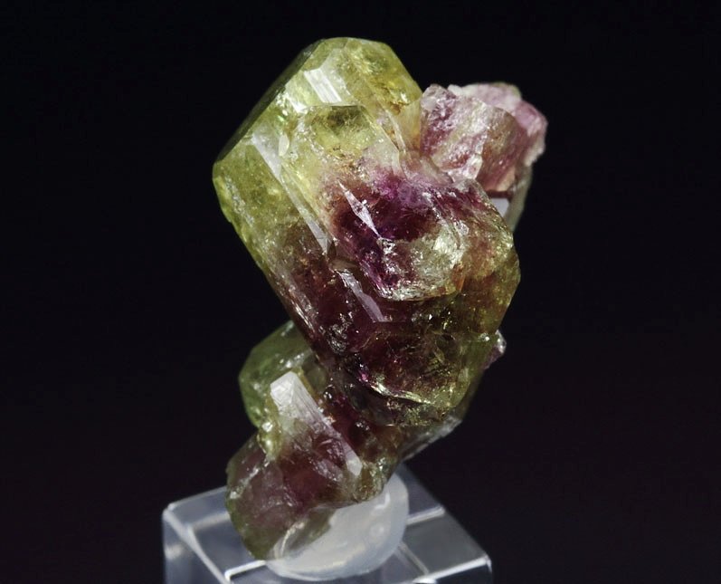 gem bi-terminated VESUVIANITE bi-color