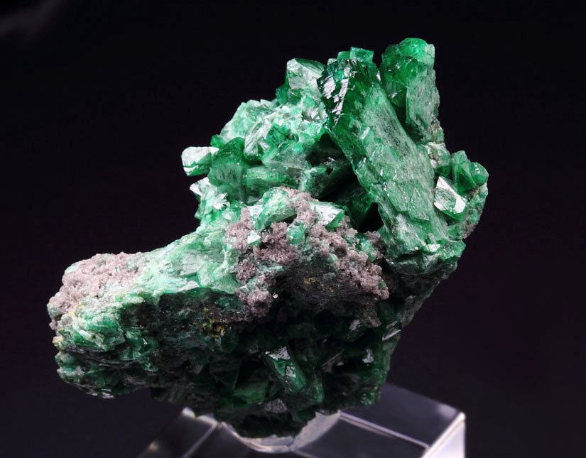 ADAMITE var. CUPRIAN ADAMITE, FERRILOTHARMEYERITE