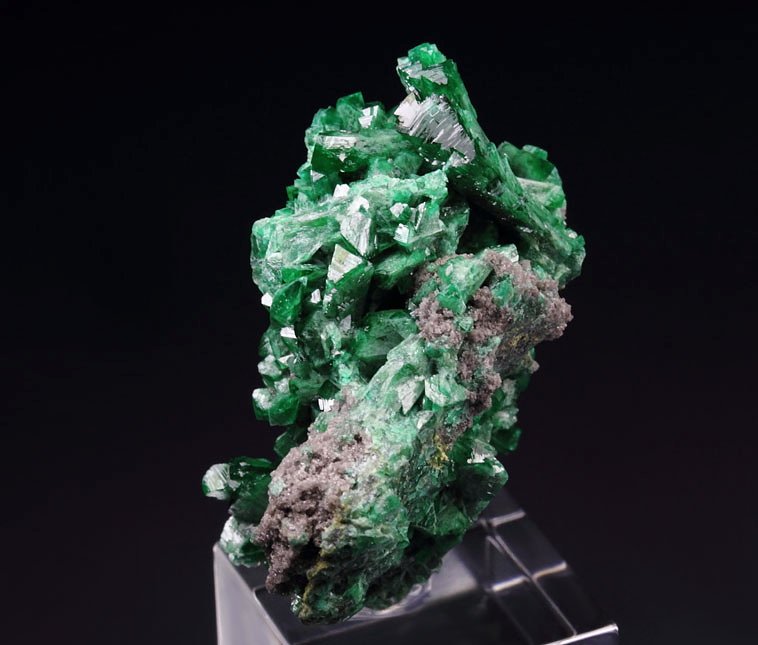 ADAMITE var. CUPRIAN ADAMITE, FERRILOTHARMEYERITE