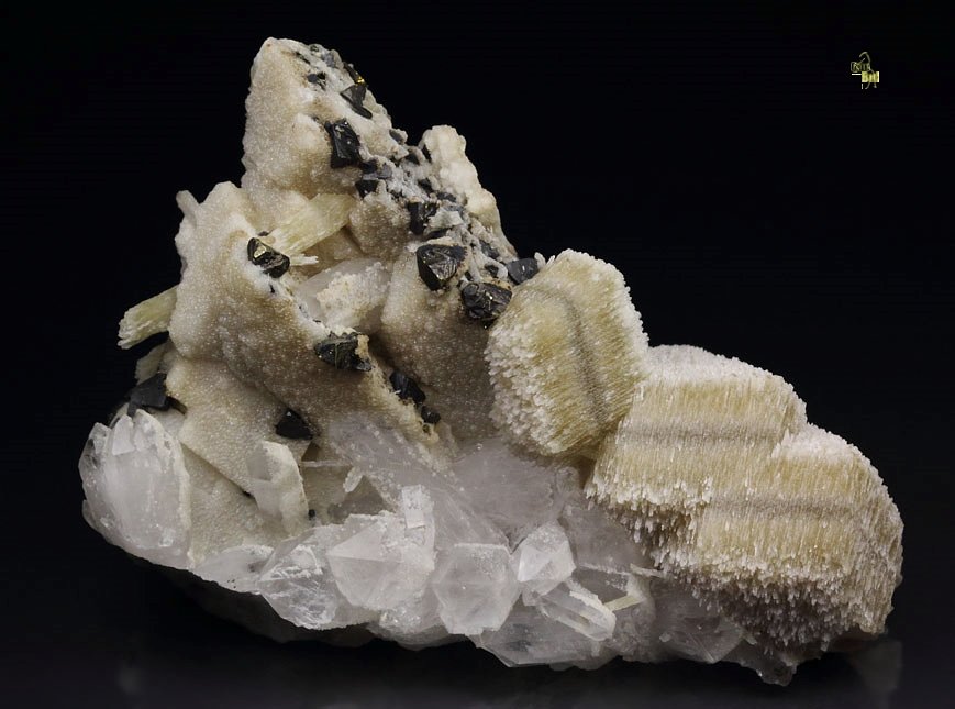 CALCITE, CHALCOPYRITE, QUARTZ