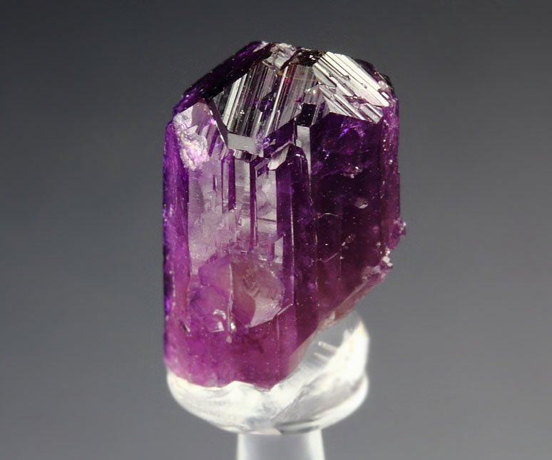 gemmy VESUVIANITE var. MANGANOAN