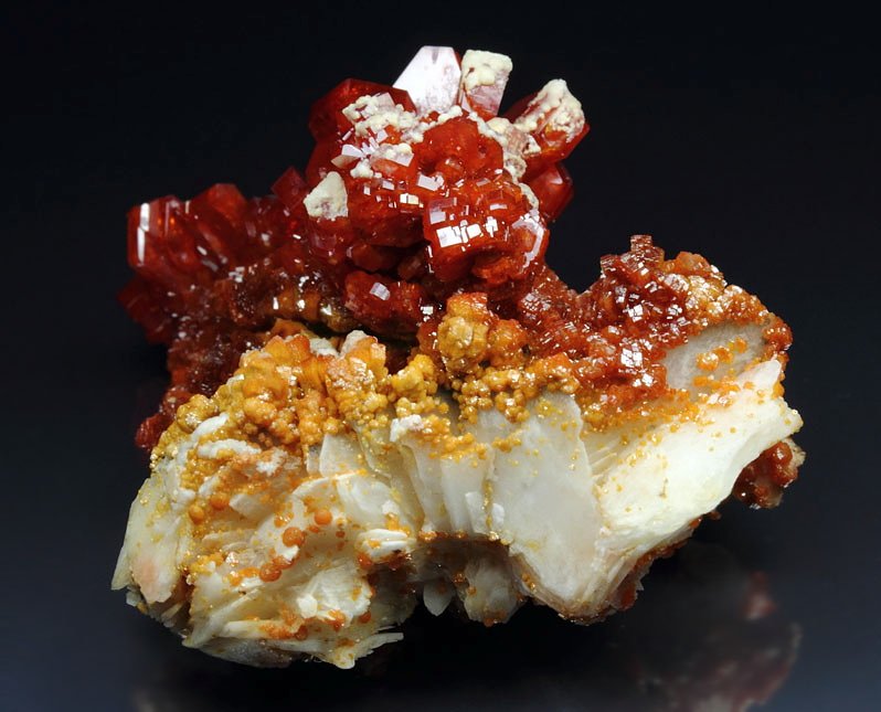 gemmy VANADINITE bi-color, BARYTE