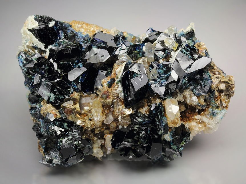 gemmy LAZULITE, QUARTZ, SIDERITE