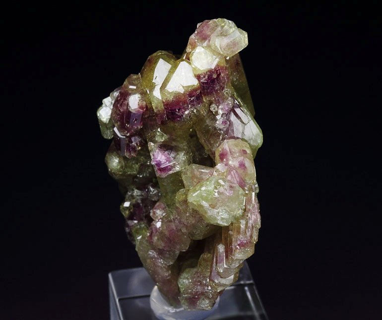 gem bi-terminated VESUVIANITE bi-color