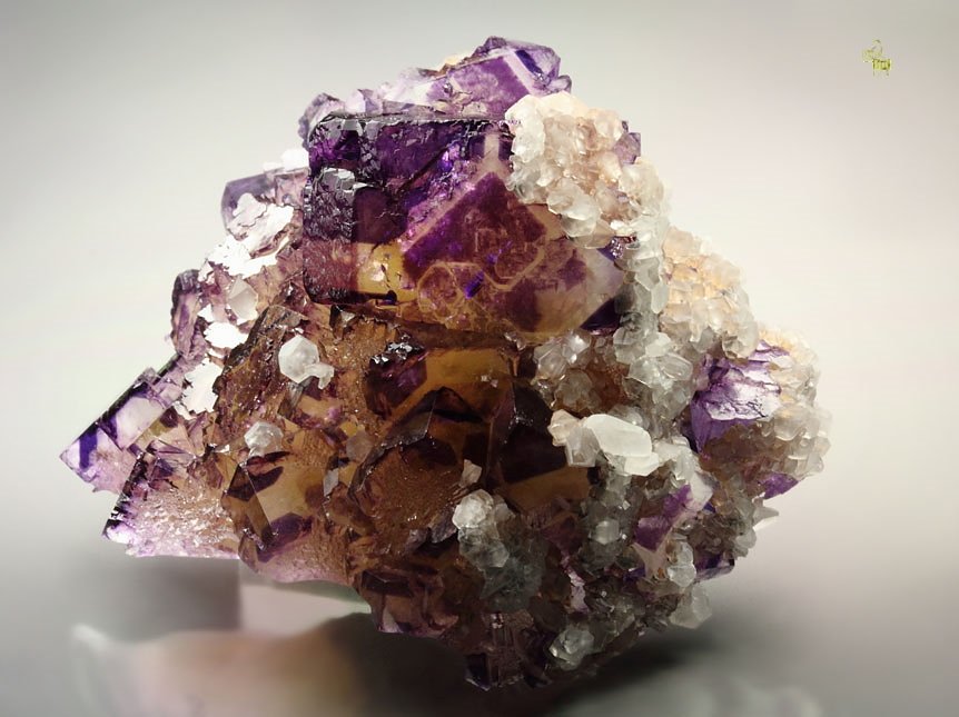 FLUORITE with purple PHANTOMS, CALCITE