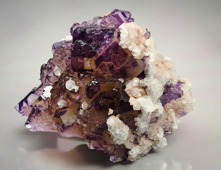 FLUORITE with purple PHANTOMS, CALCITE