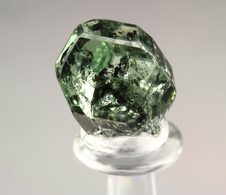 gem GARNET var. GROSSULAR var. TSAVORITE