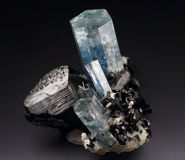 gem BERYL var. AQUAMARINE, TOURMALINE var. SCHORL, MICROCLINE