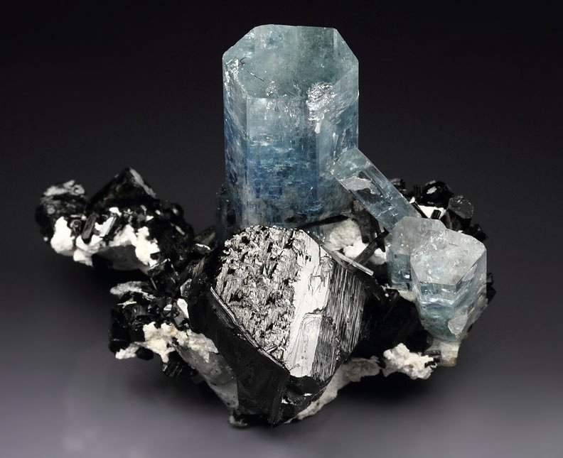 gem BERYL var. AQUAMARINE, TOURMALINE var. SCHORL, MICROCLINE