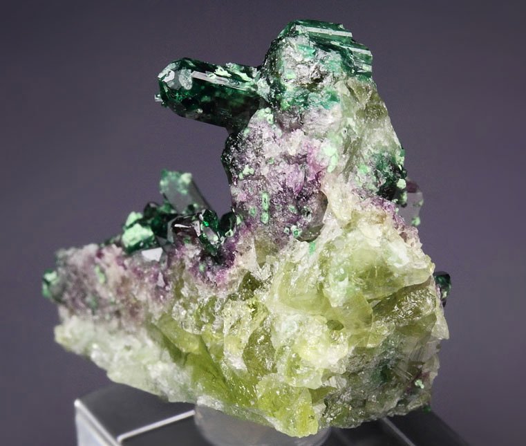 gemmy VESUVIANITE var. CHROMIAN