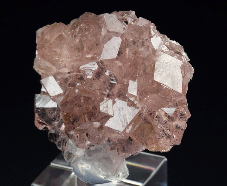 gem pink GARNET var. GROSSULAR