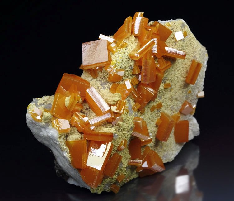 WULFENITE