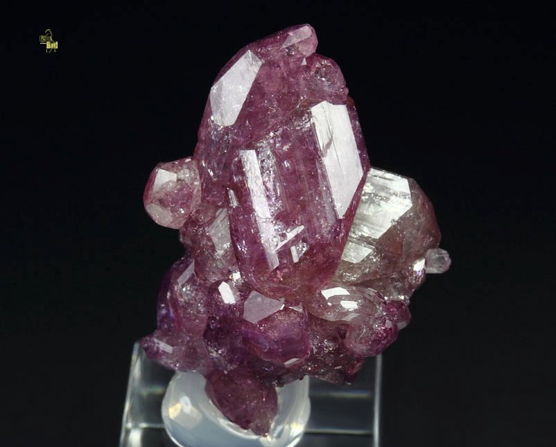 gem VESUVIANITE var. MANGANOAN