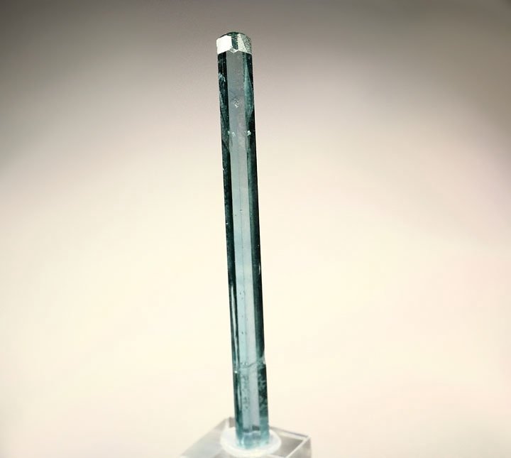 gem BERYL var. AQUAMARINE