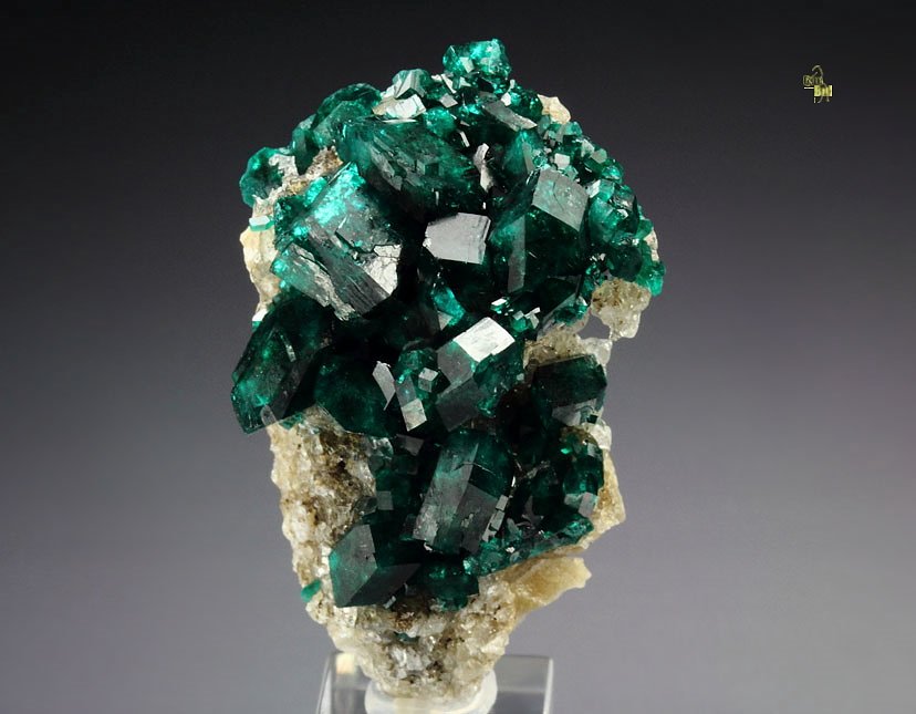 gem DIOPTASE, CALCITE