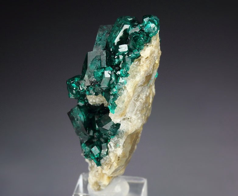 gem DIOPTASE, CALCITE