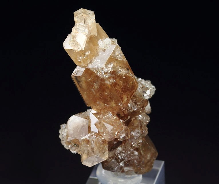 gem GARNET var. GROSSULAR