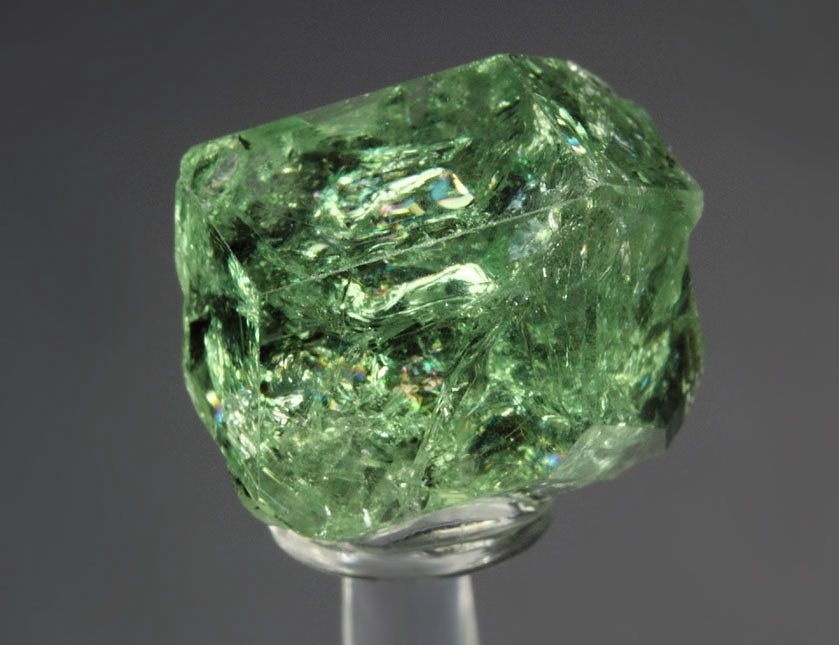 gem GARNET var. GROSSULAR var. TSAVORITE