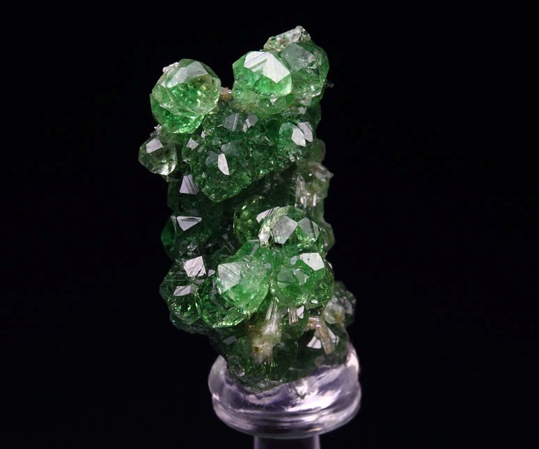 gem GARNET var. GROSSULAR var. CHROMIAN, DIOPSIDE