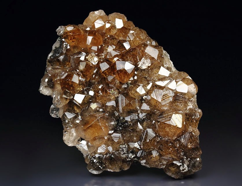 gem GARNET var. GROSSULAR