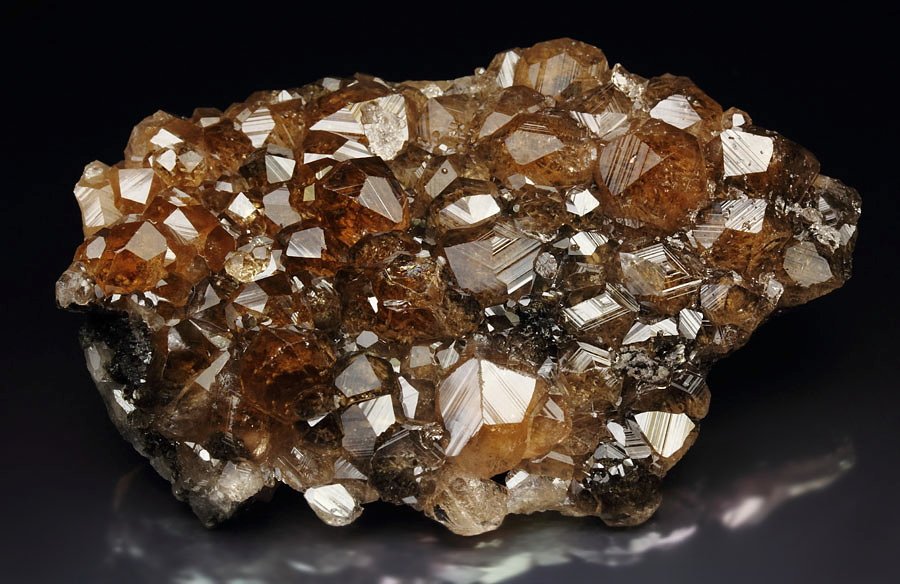 gem GARNET var. GROSSULAR